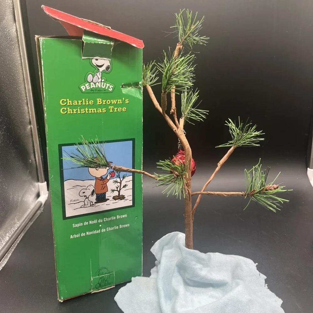 Peanuts product charlie